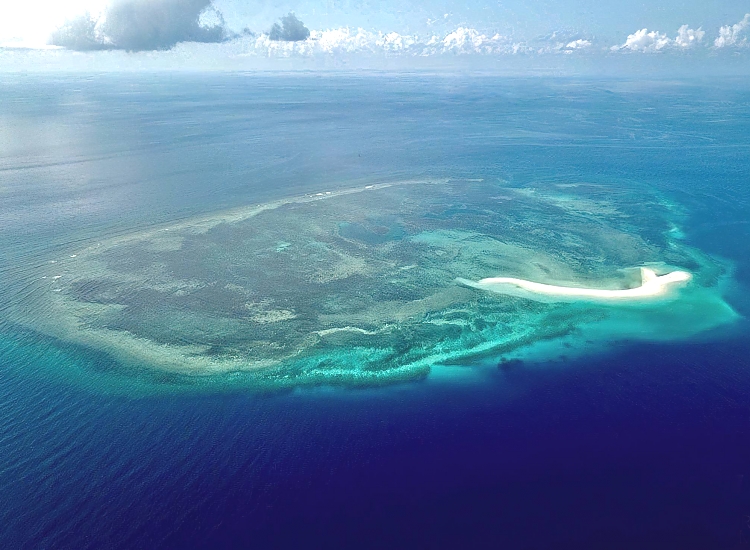 Maziwe_Island_02_750_550shar-50brig-20_c1